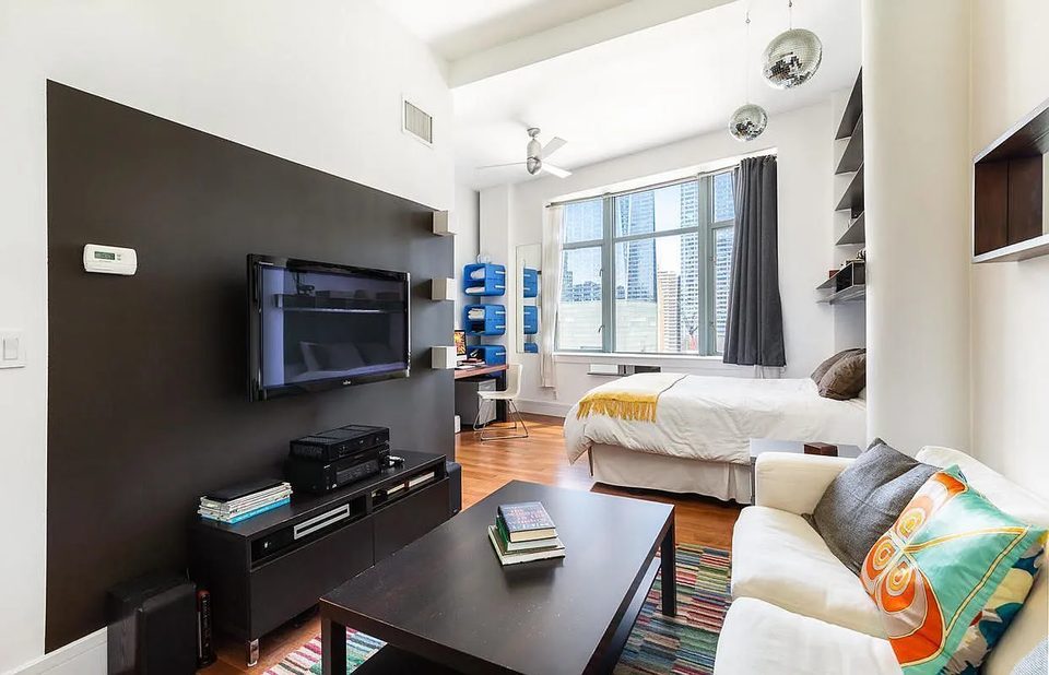 120 Greenwich Street 11B