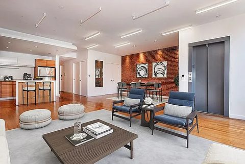 151 Spring Street 4
