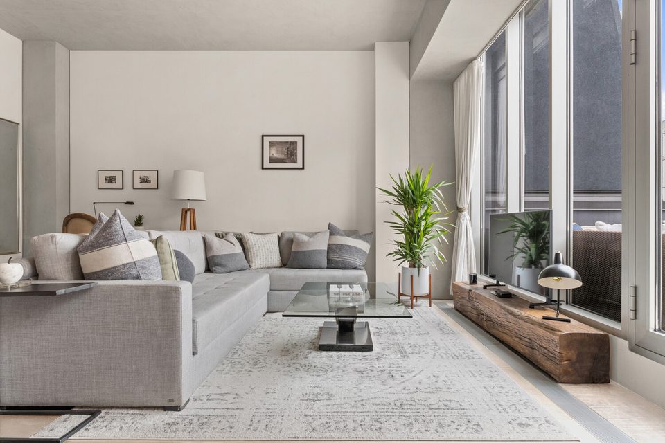 519 West 23rd Street PH A