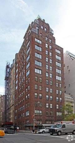 30 East 76th Street